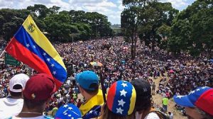 Caos Venezuela su aiuti umanitari