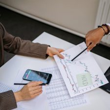 Investire i propri soldi per ottenere un buon guadagno nel lungo periodo